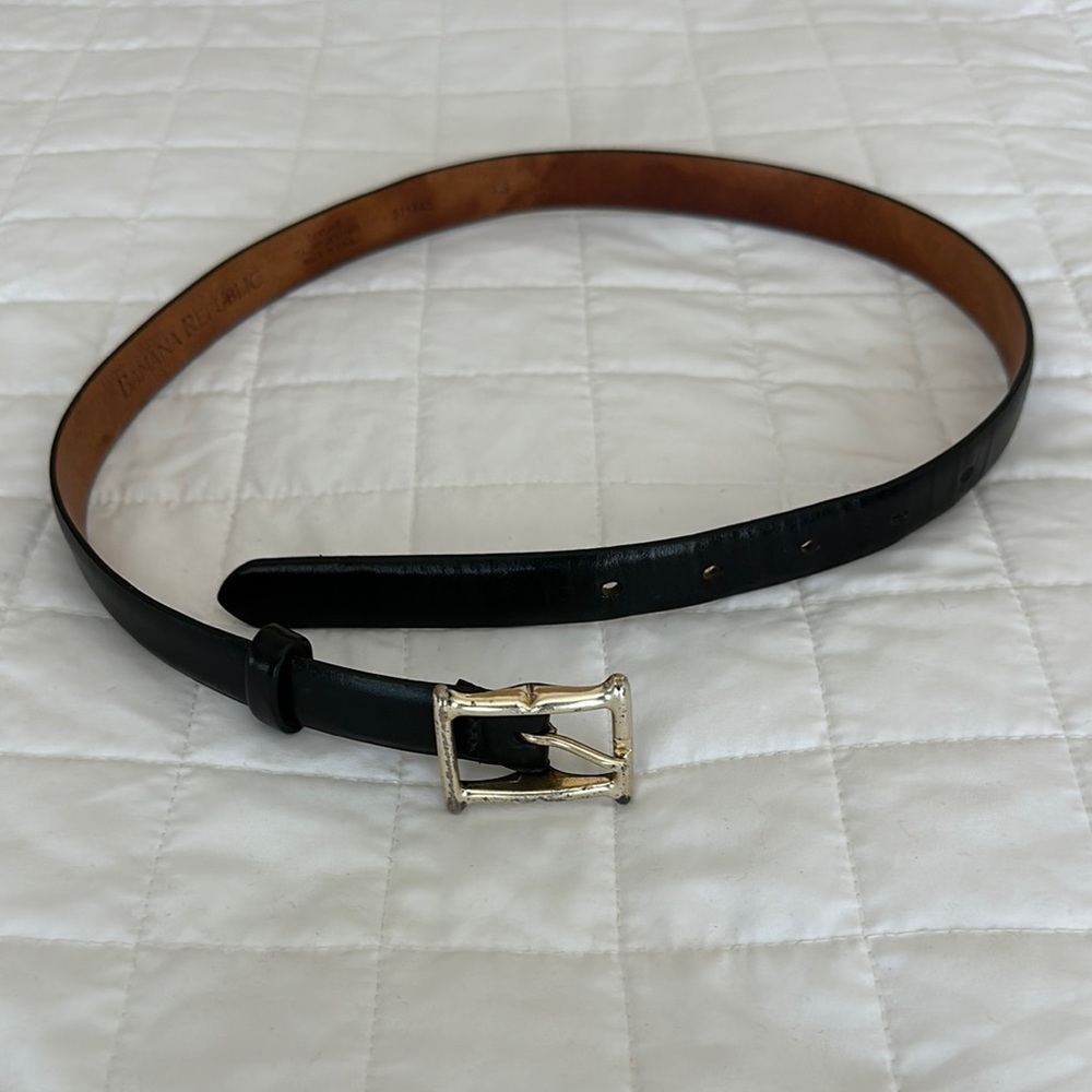 Banana Republic Black and Silver Leather Belt